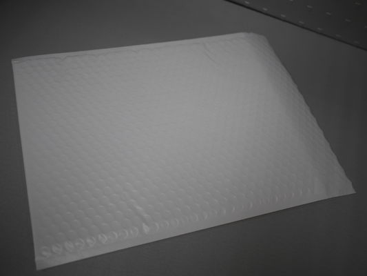 Size 00 Bubble Lined Poly Mailers 5 X 10 For Express Delivery Use