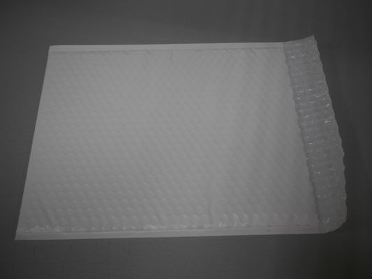 Size 00 Bubble Lined Poly Mailers 5 X 10 For Express Delivery Use