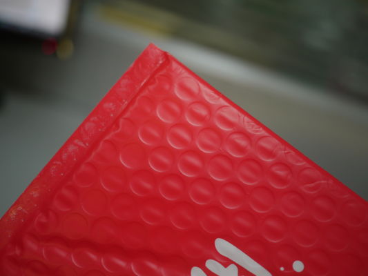 Red Bubble Lined Poly Mailers 10.5 X 16 Puncture Resistant Shock Proof