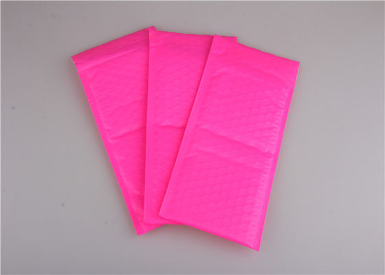 Poly Pink Bubble Mailers Bags , Bubble Mailing Envelopes Colorful For Packaging